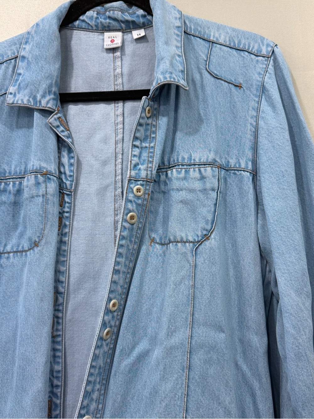 Light Wash Denim Jacket for Women - Casual Button-Front Jean Jacket - Picture 2 of 12